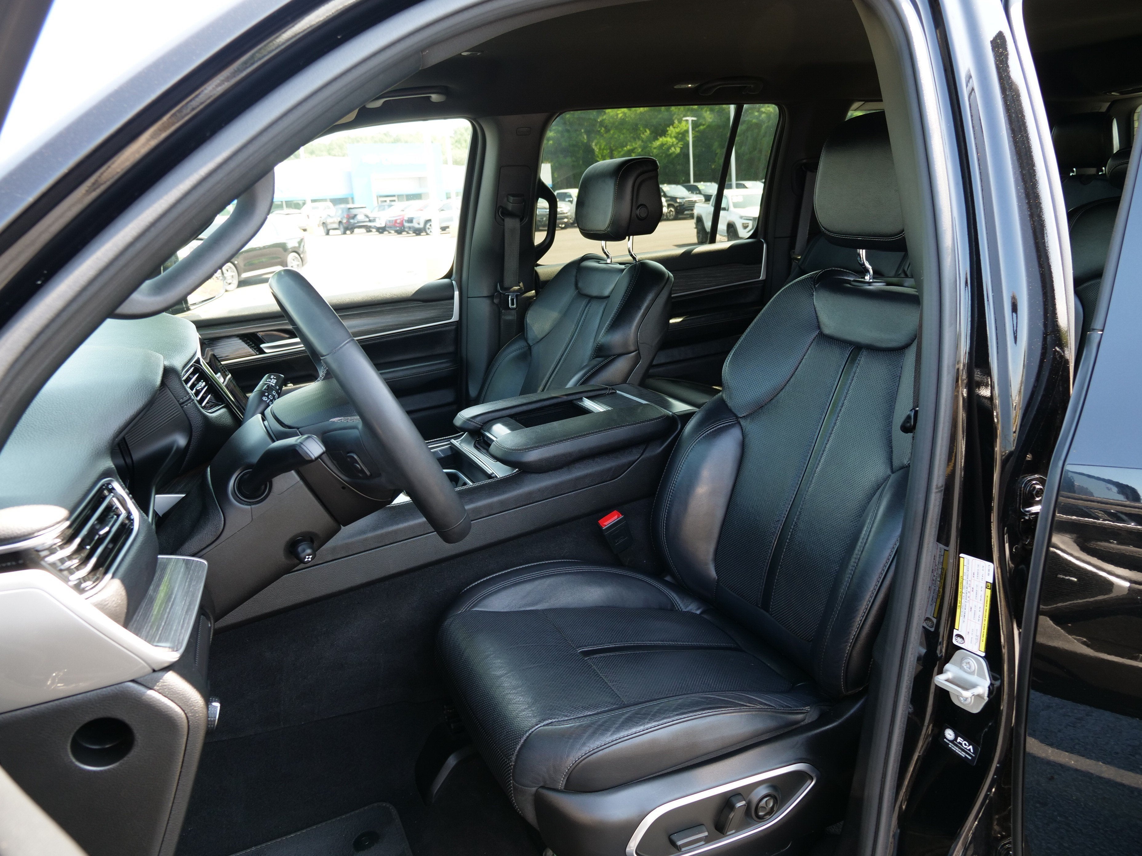 2024 Jeep Wagoneer Series II