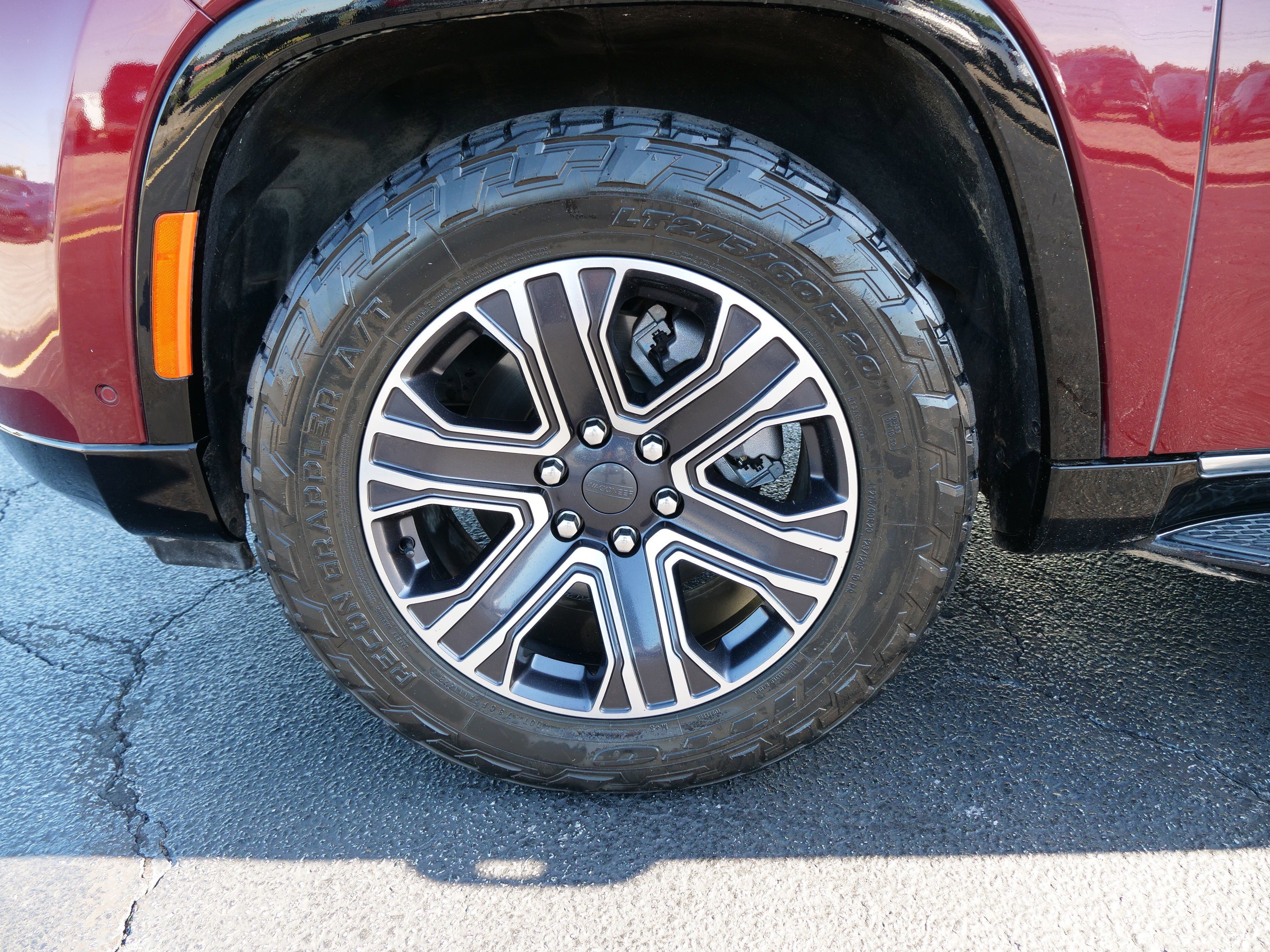 2024 Jeep Wagoneer Base