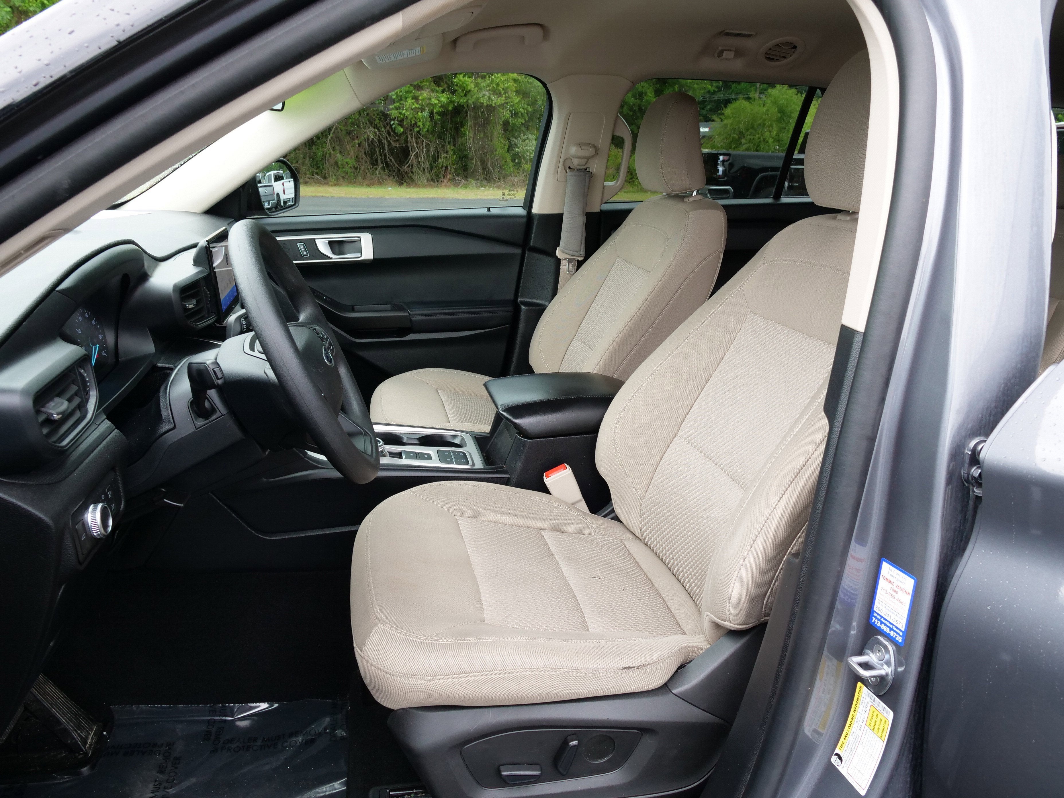 2021 Ford Explorer Base