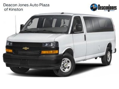 2025 Chevrolet Express Passenger 1LT