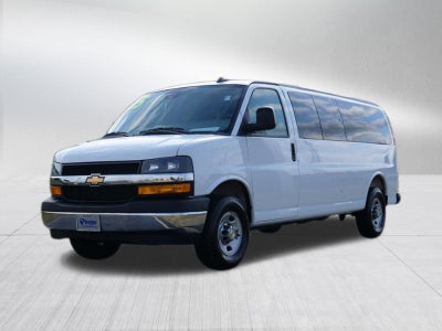 2025 Chevrolet Express Passenger 1LT
