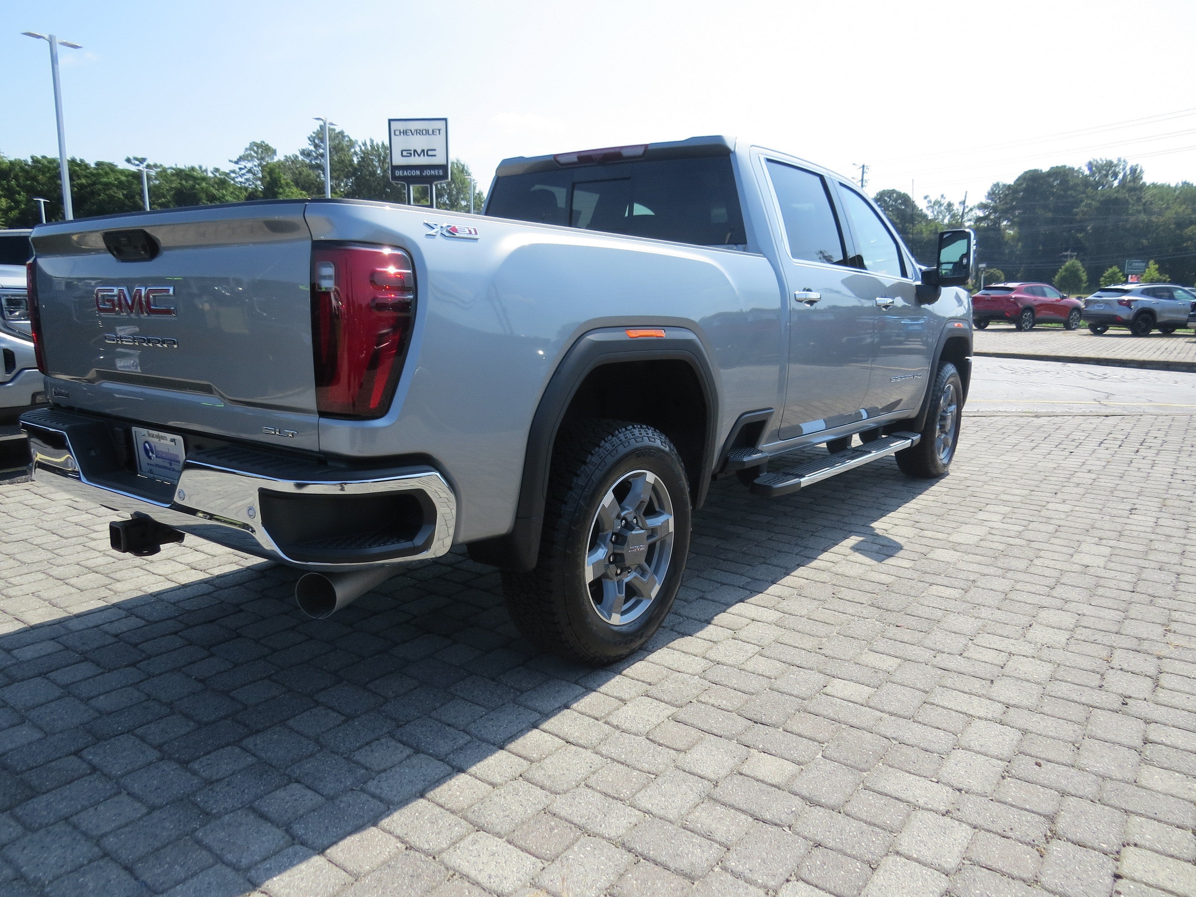 2026 GMC Sierra 2500 HD SLT