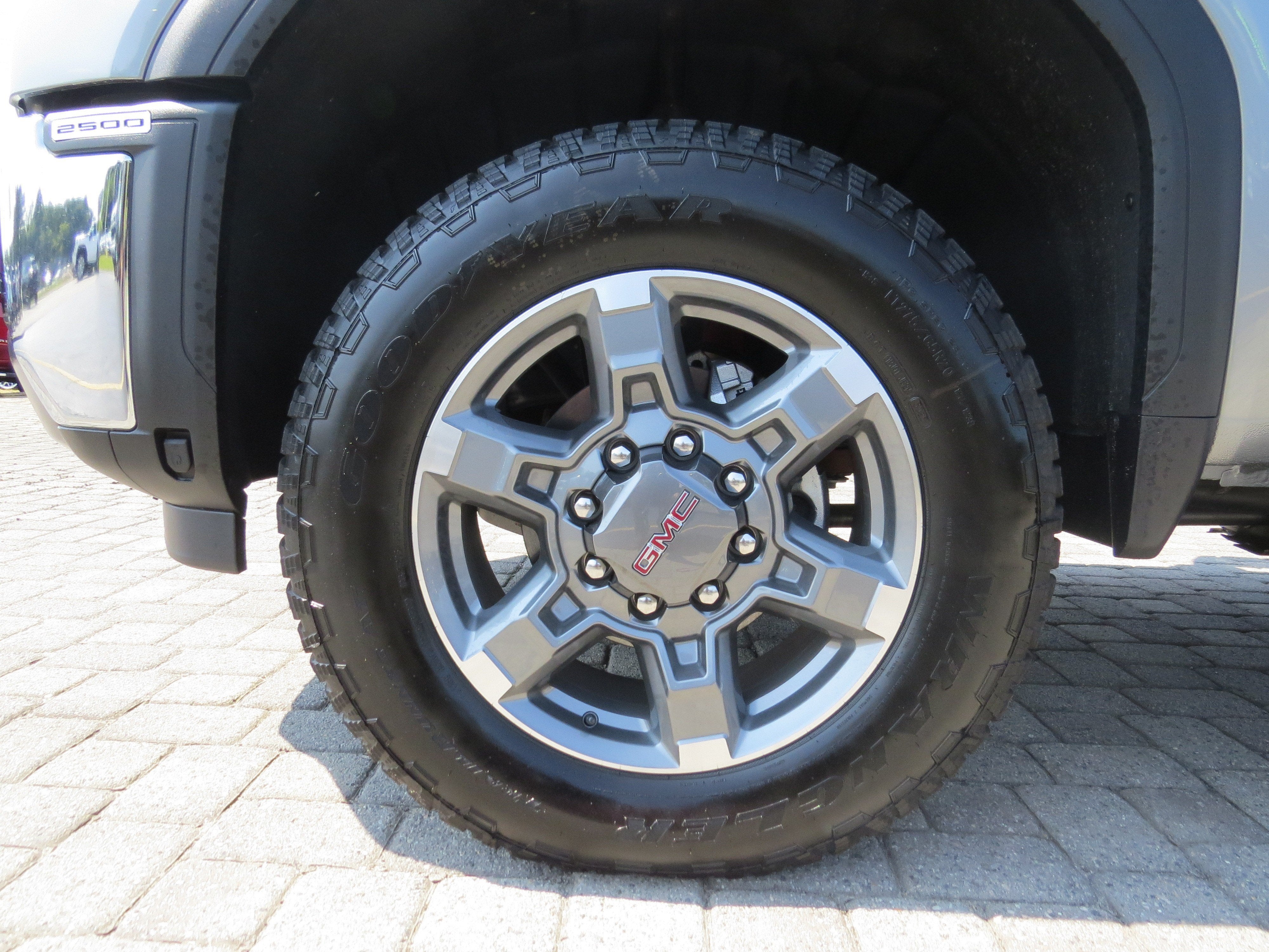 2026 GMC Sierra 2500 HD SLT