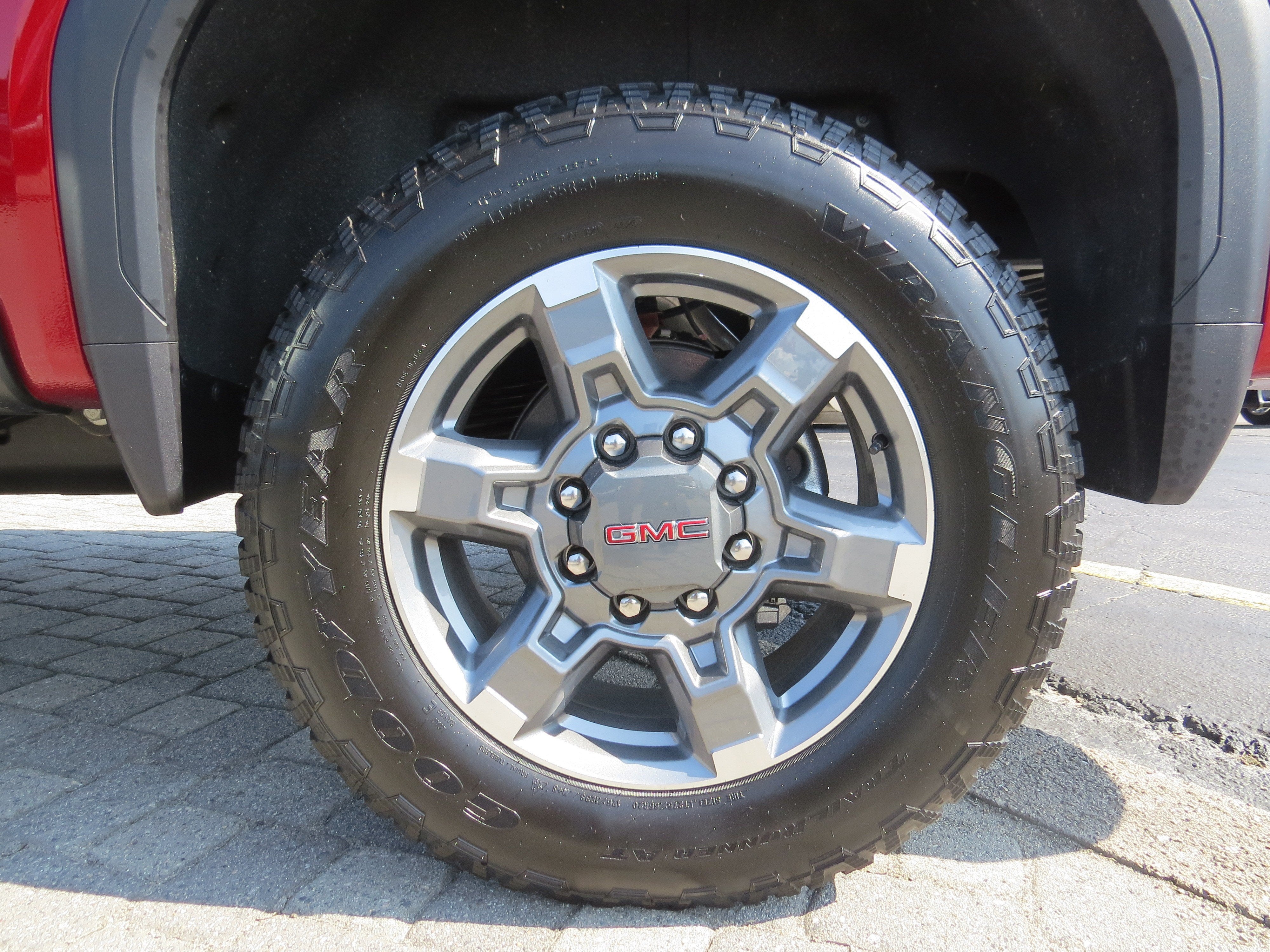 2026 GMC Sierra 2500 HD SLT
