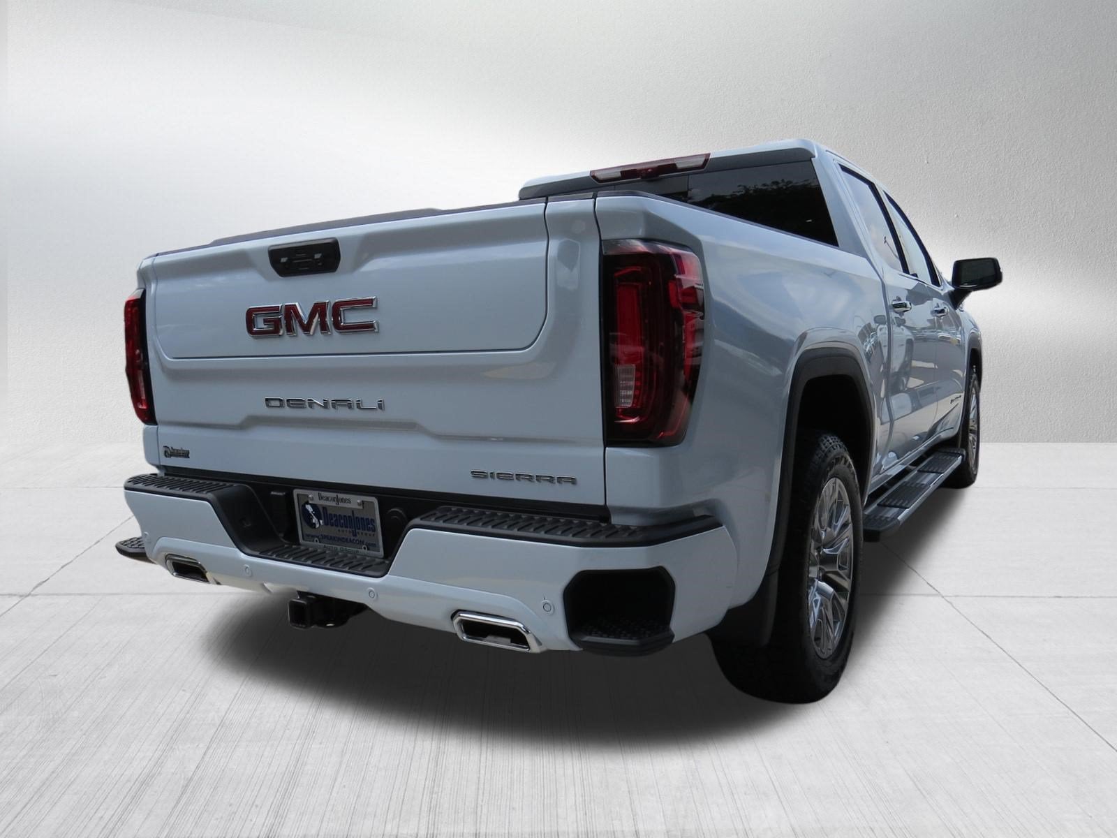 2026 GMC Sierra 1500 Denali - Photo 8