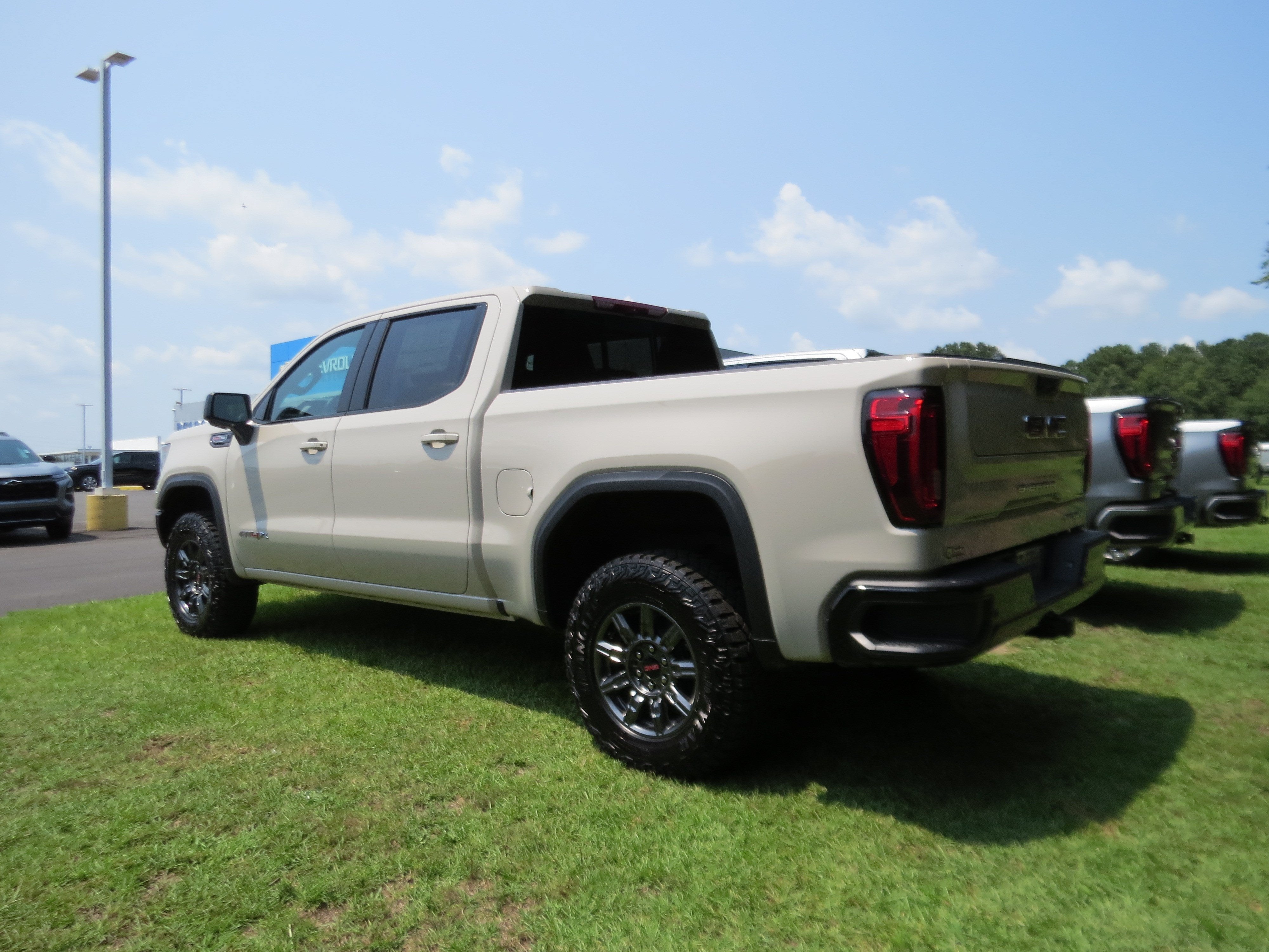 2026 GMC Sierra 1500 AT4X