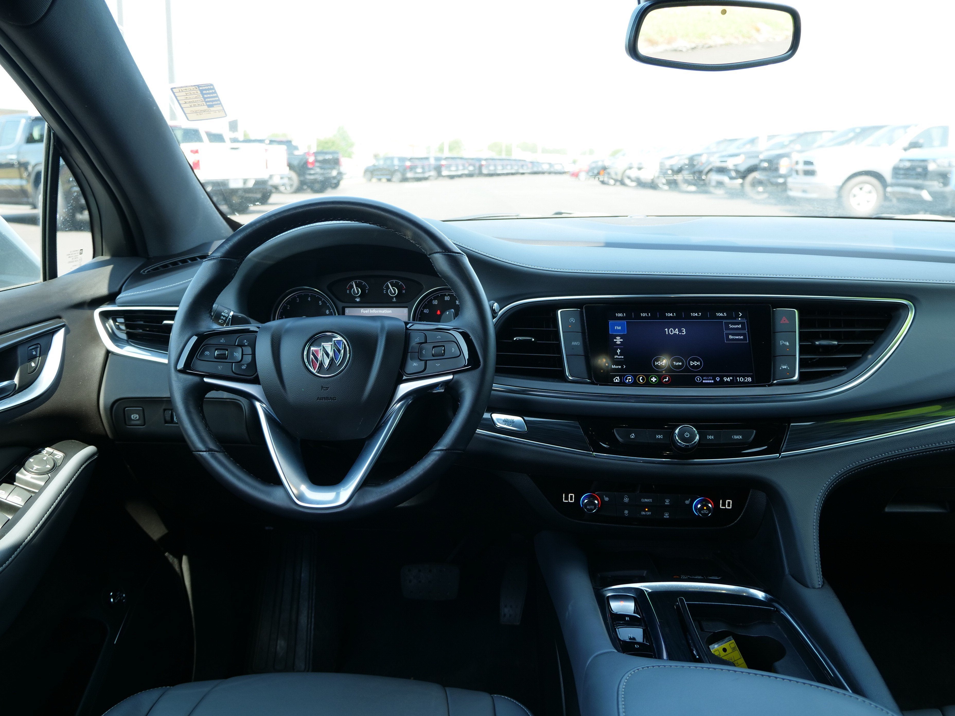 2024 Buick Enclave Essence