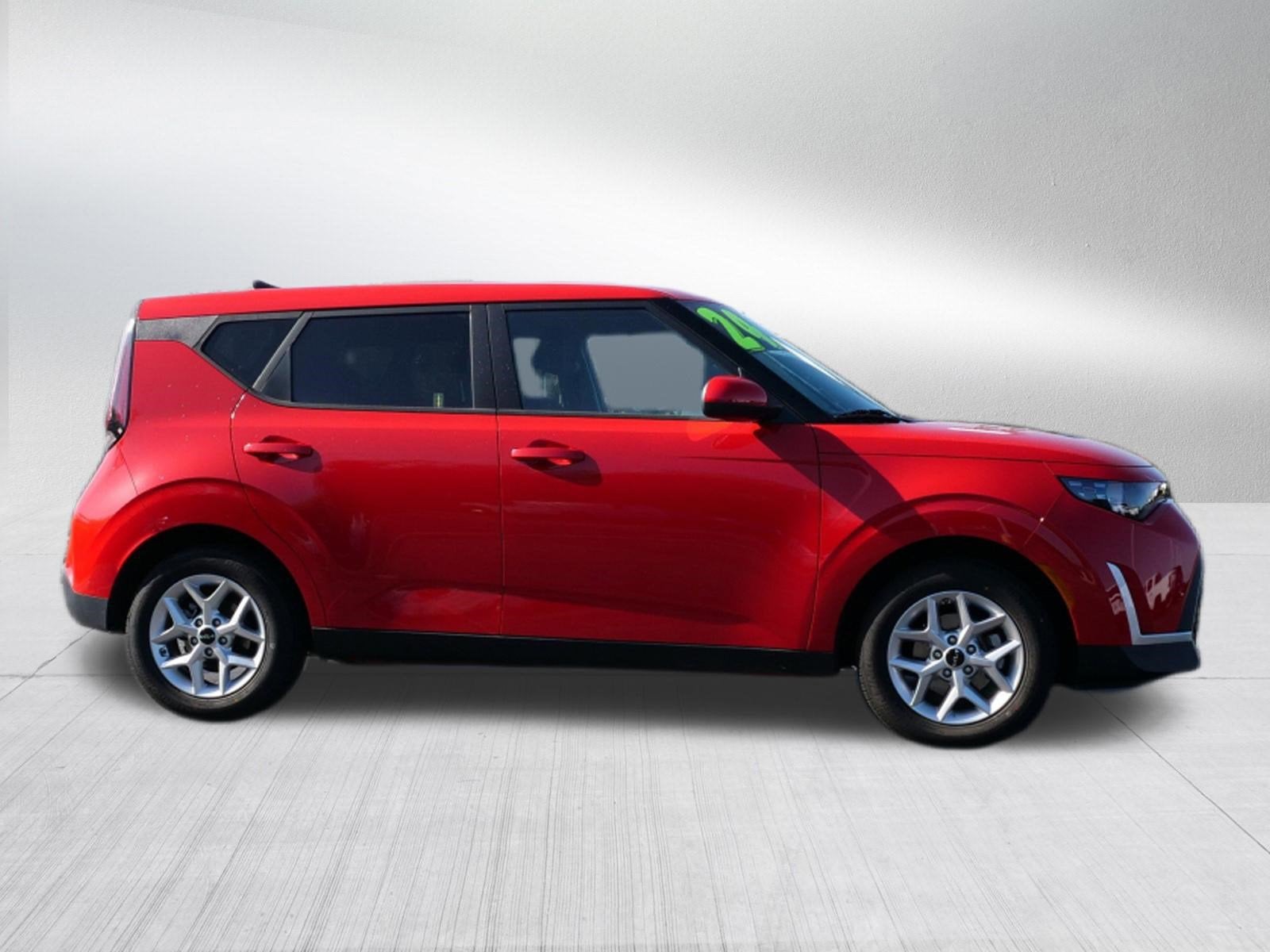 2024 Kia Soul LX