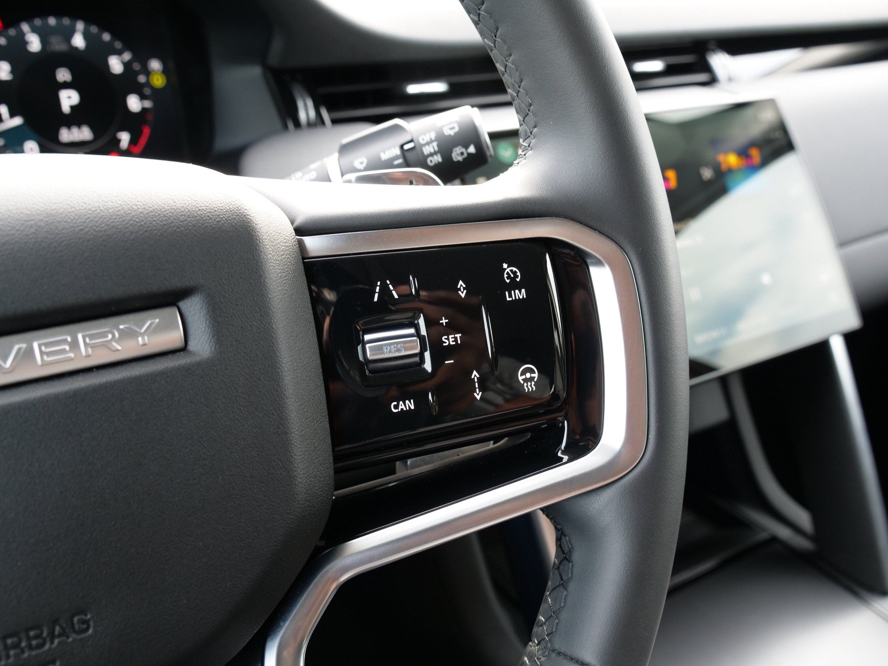 2025 Land Rover Discovery Sport S