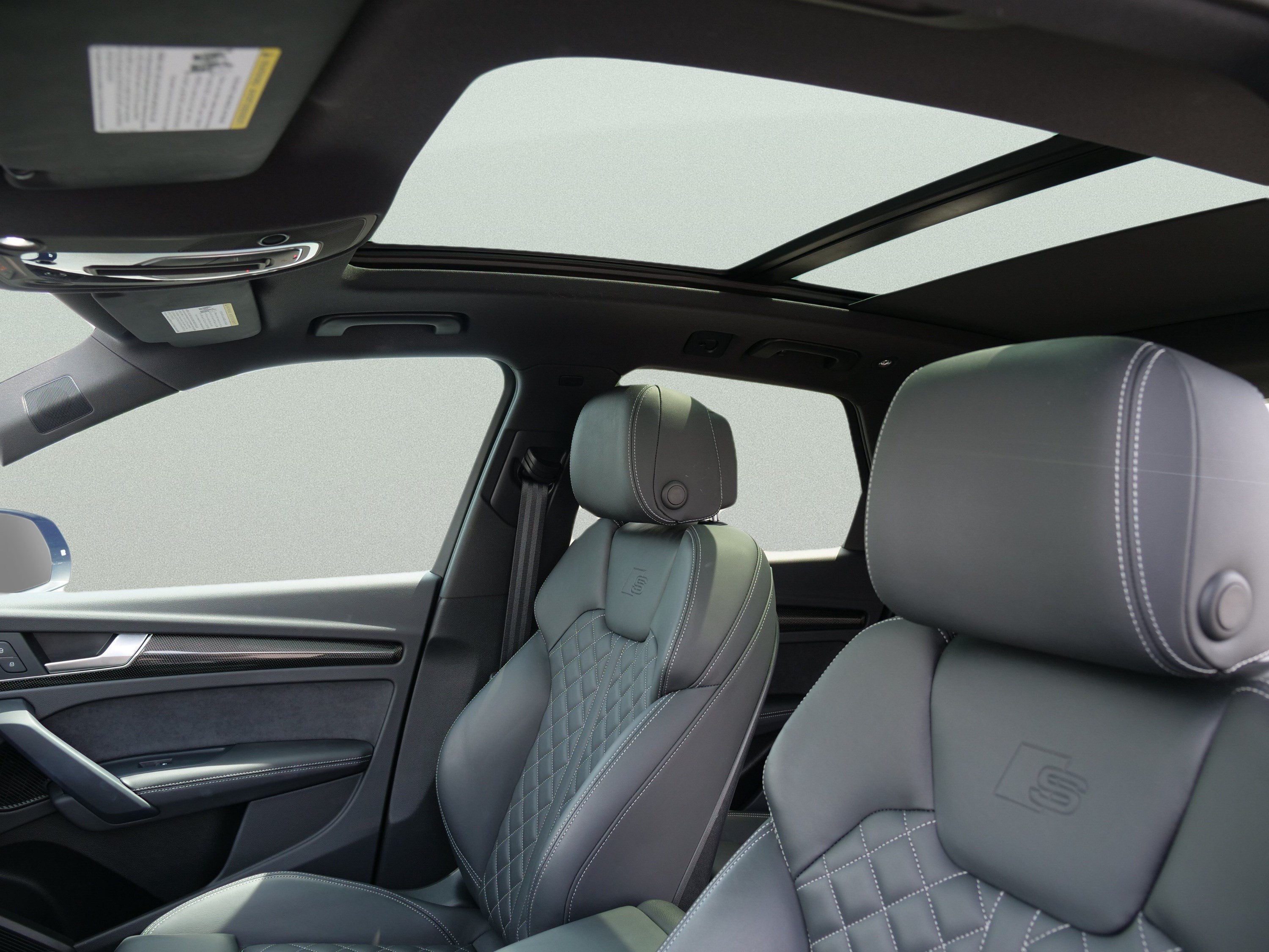 2025 Audi SQ5 Premium Plus