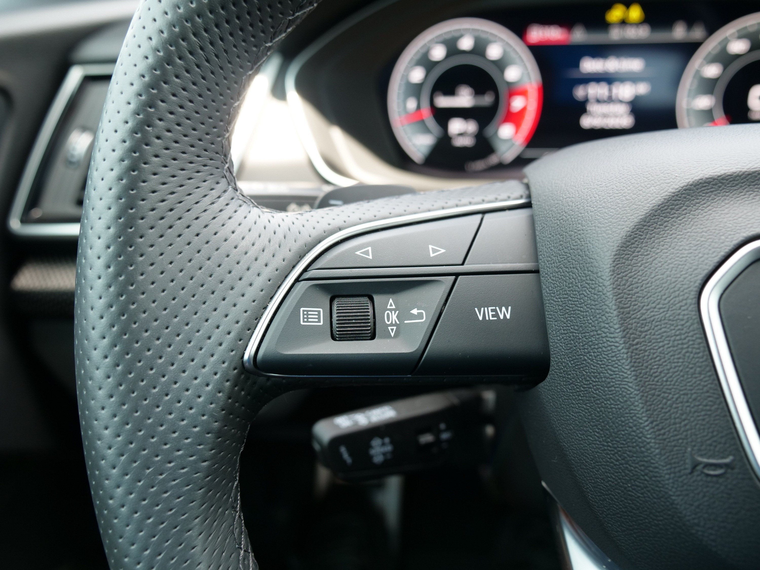 2025 Audi SQ5 Premium Plus