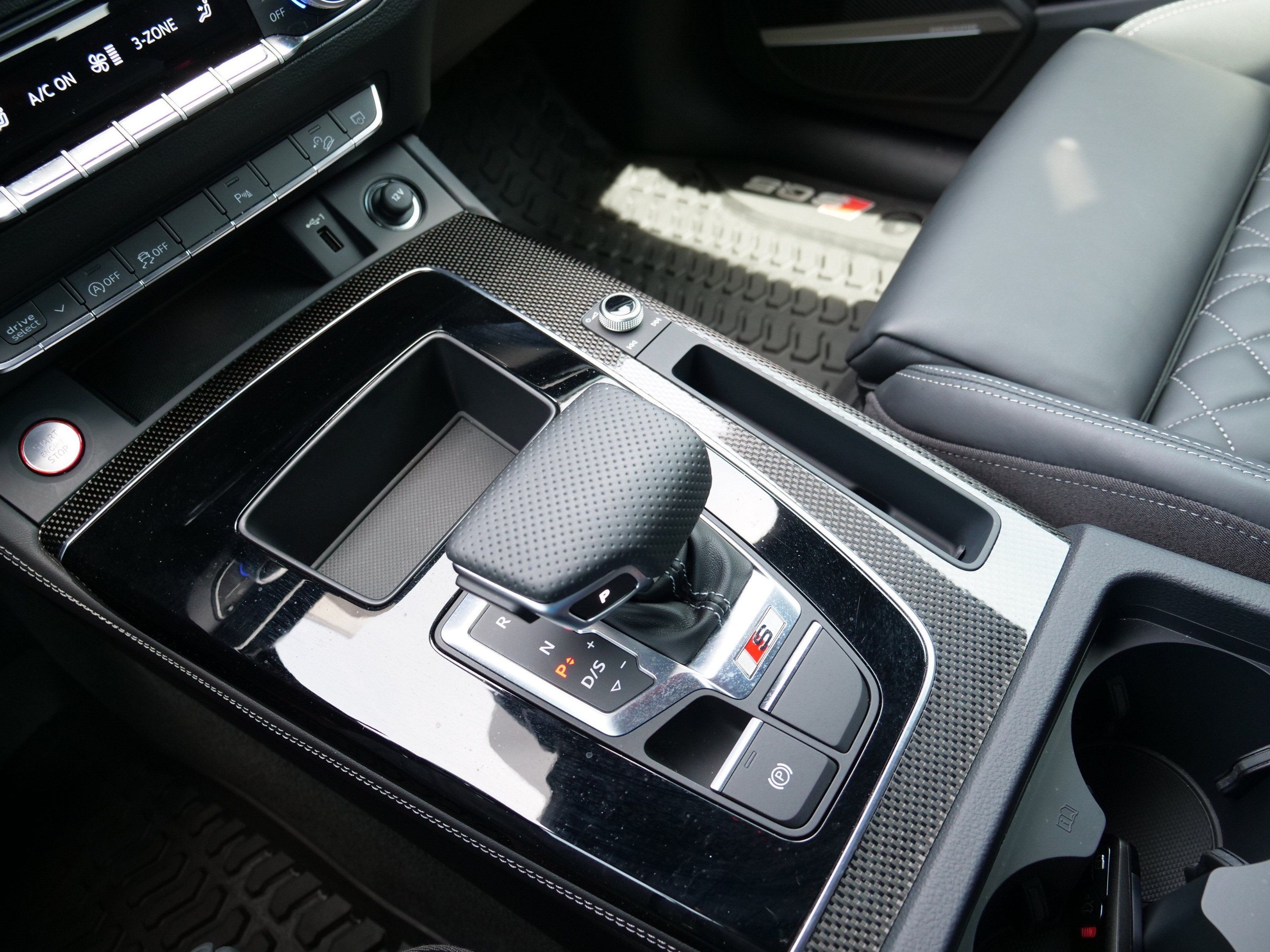 2025 Audi SQ5 Premium Plus