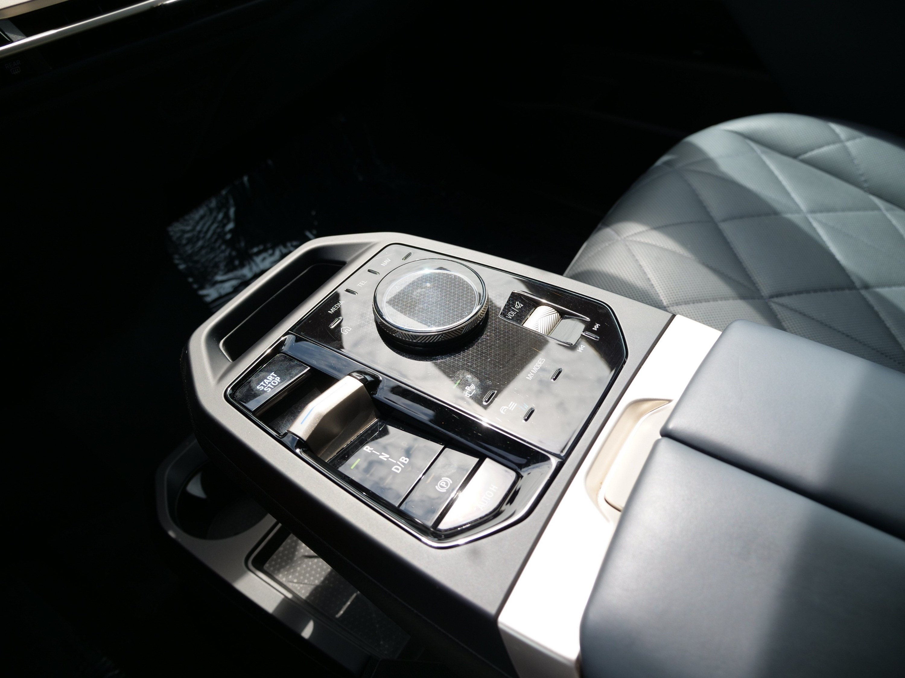 2023 BMW iX xDrive50